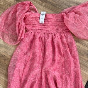 Pink puff sleeve Abercrombie dress